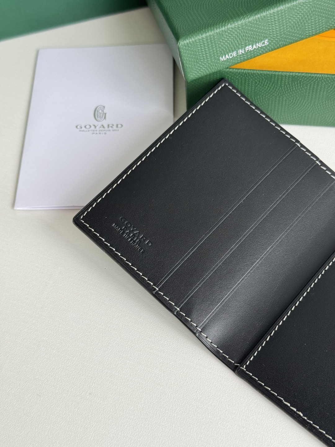 Saint-Marc カードケース - 高級頭層牛皮製