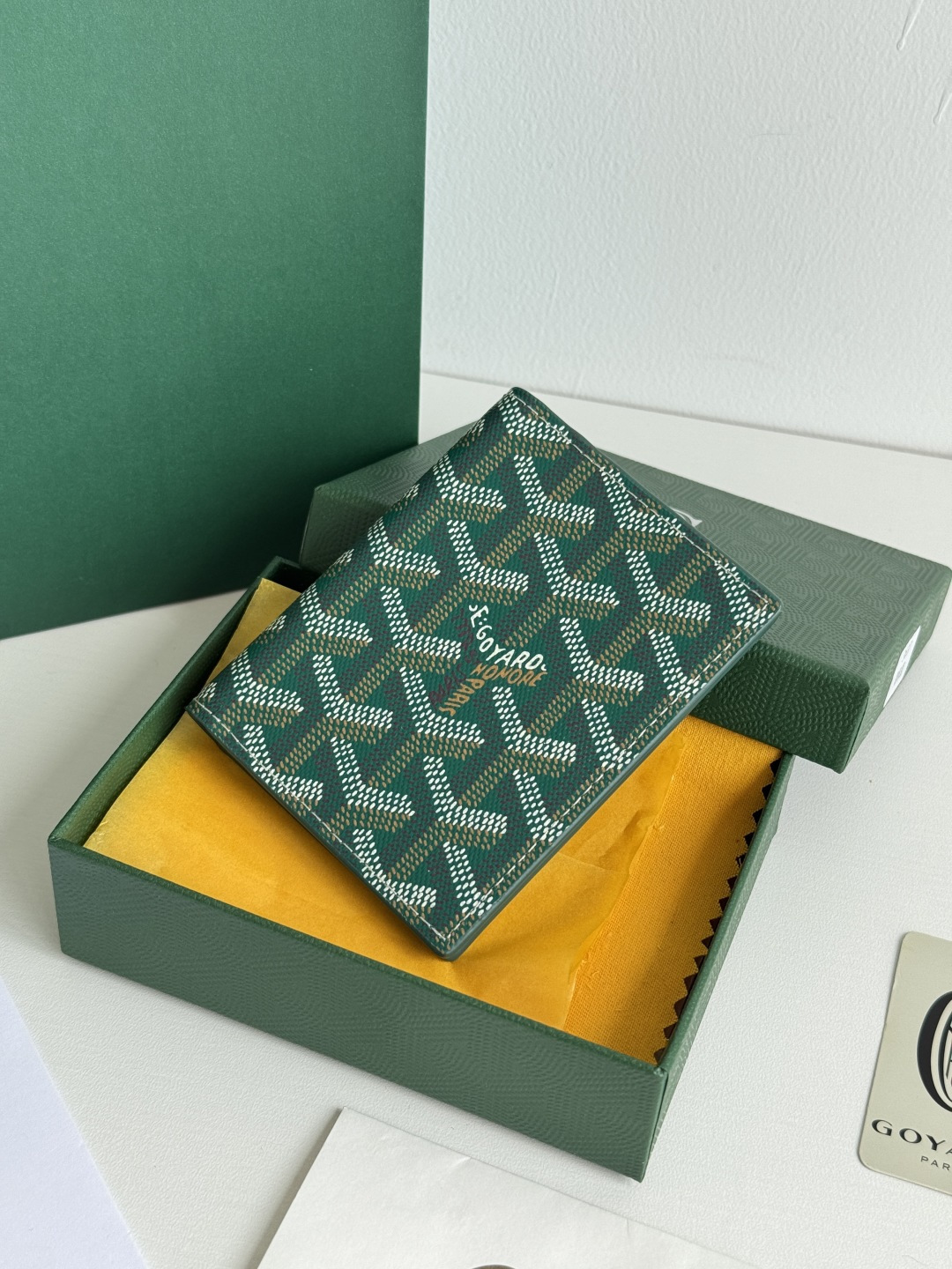 Saint-Marc カードケース - 上質な頭層牛皮製