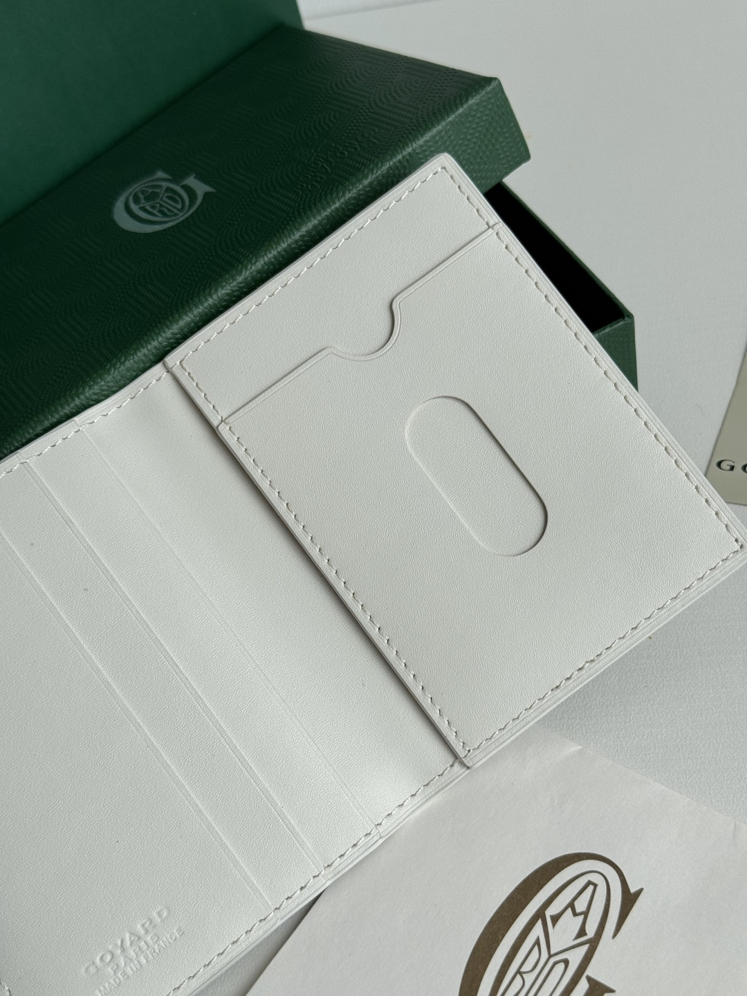 Saint-Marc カードケース 头层牛皮 魅力的デザイン