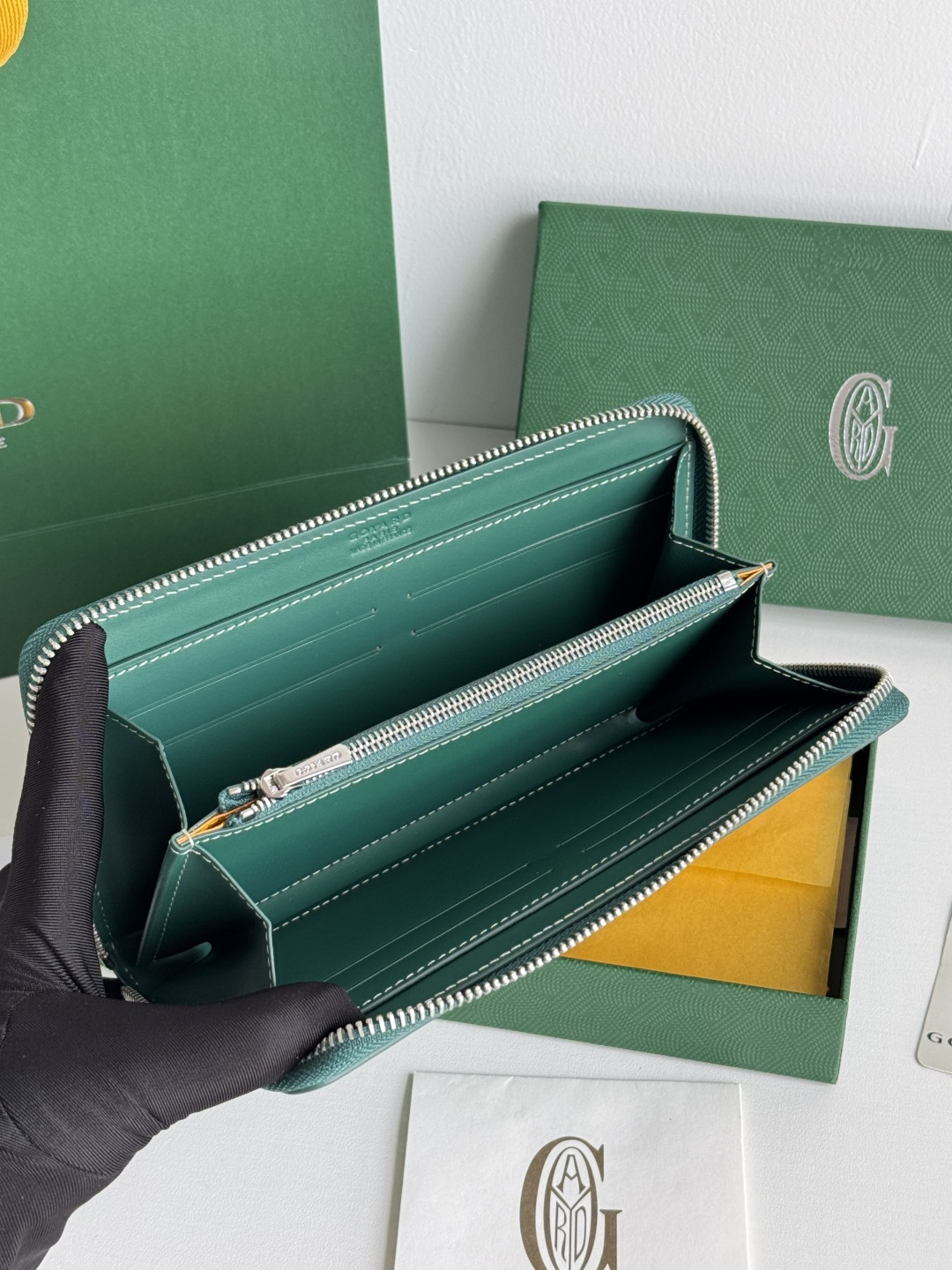 GOYARD 長款大号钱包 - 8つのカードスロットと大収納スペース