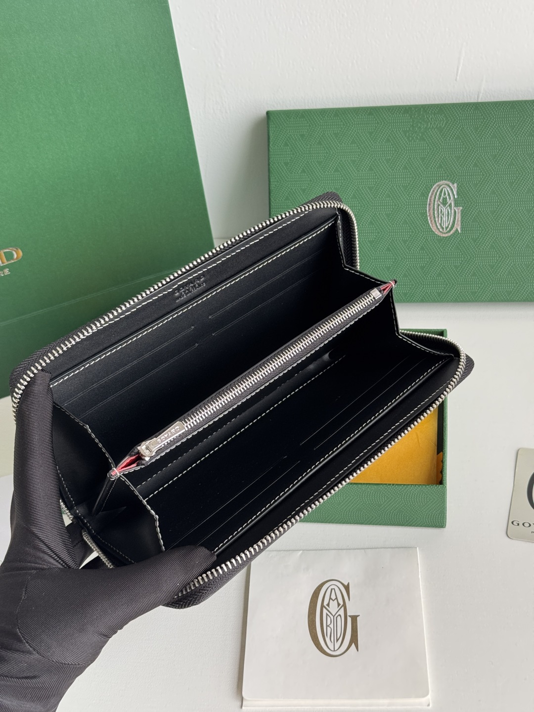 GOYARD 長款大号財布 - 8つのカードスロットと大容量の収納