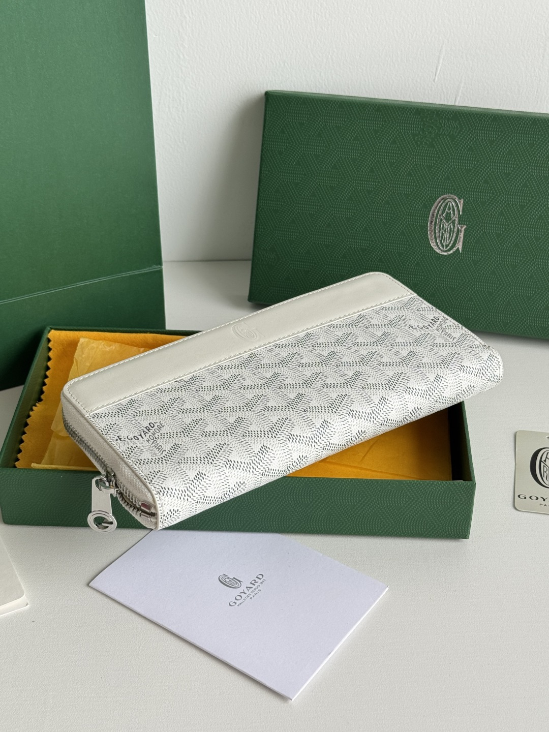 GOYARD 長款大号財布 - 8つのカードスロットと収納力抜群