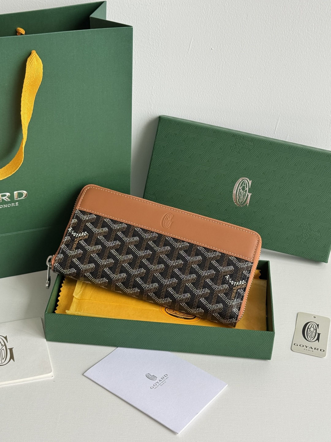 GOYARD 長款大号財布 - 8つのカードスロットと収納力抜群