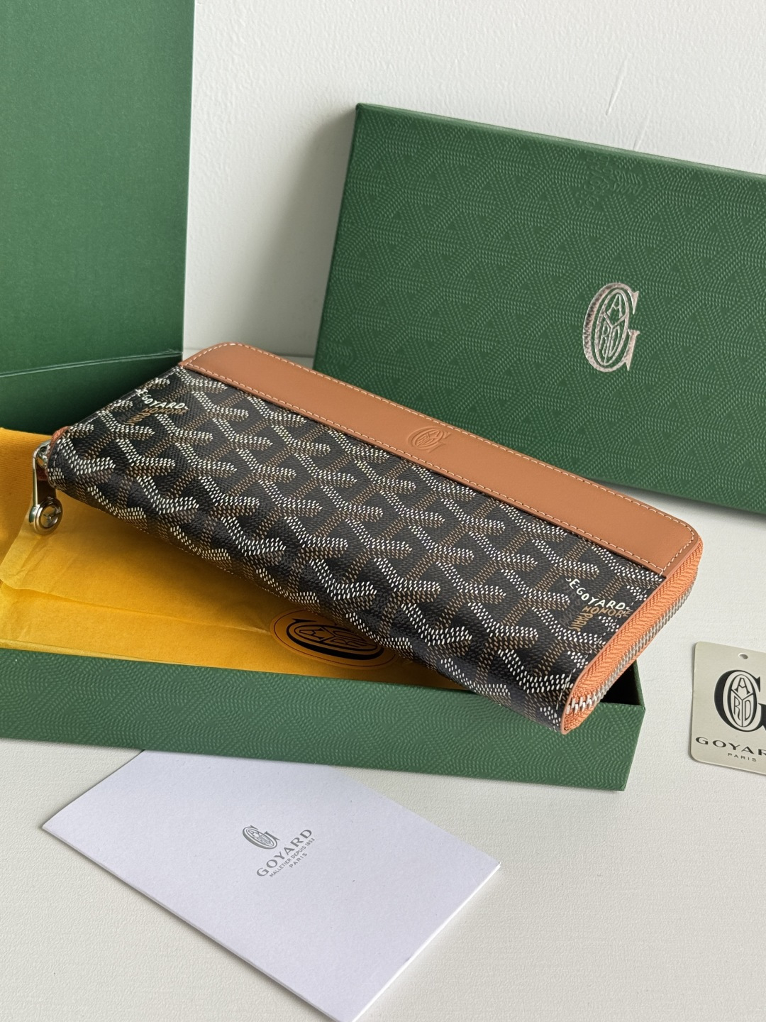 GOYARD 長款大号財布 - 8つのカードスロットと収納力抜群