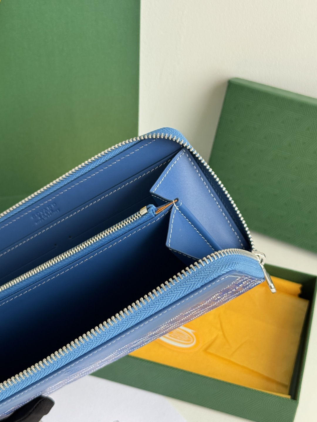 GOYARD 長款大号財布 - 8カードスロットと大容量収納