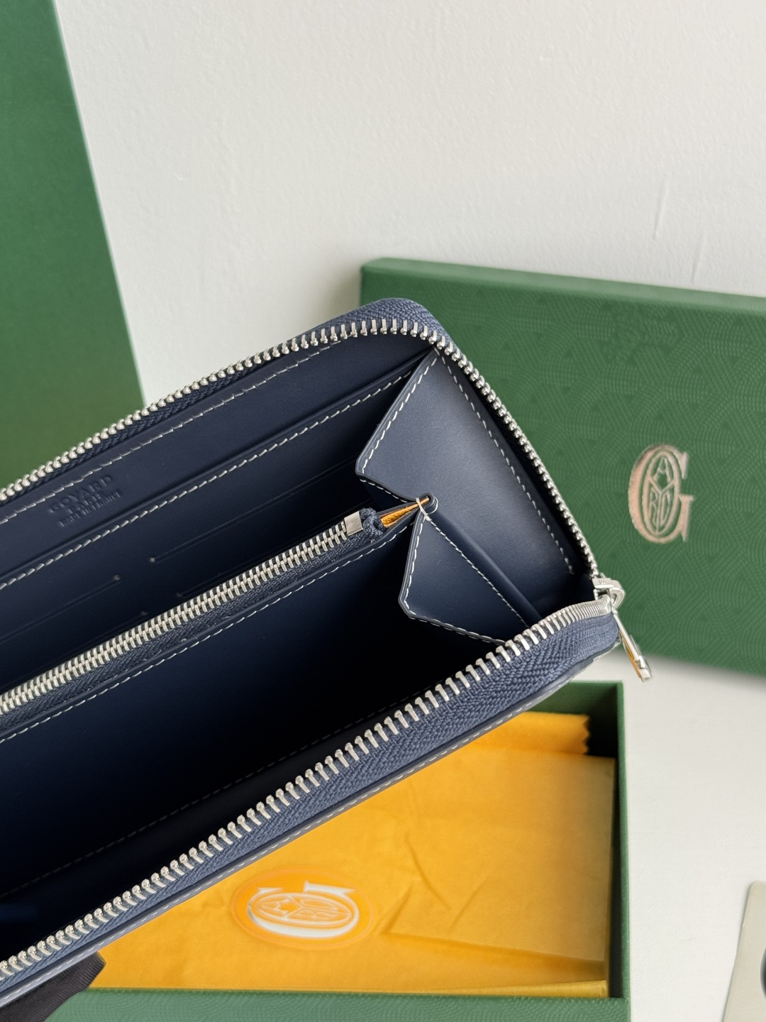 GOYARD 長款大号財布 カード8枚収納可能