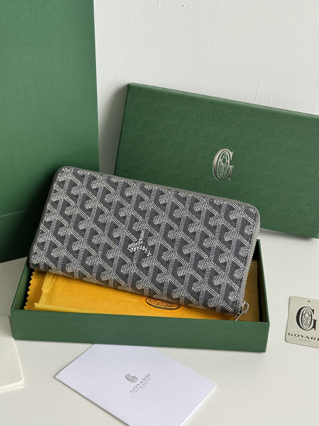 GOYARD 長款大号钱包 - 8つのカードスロットと大容量収納