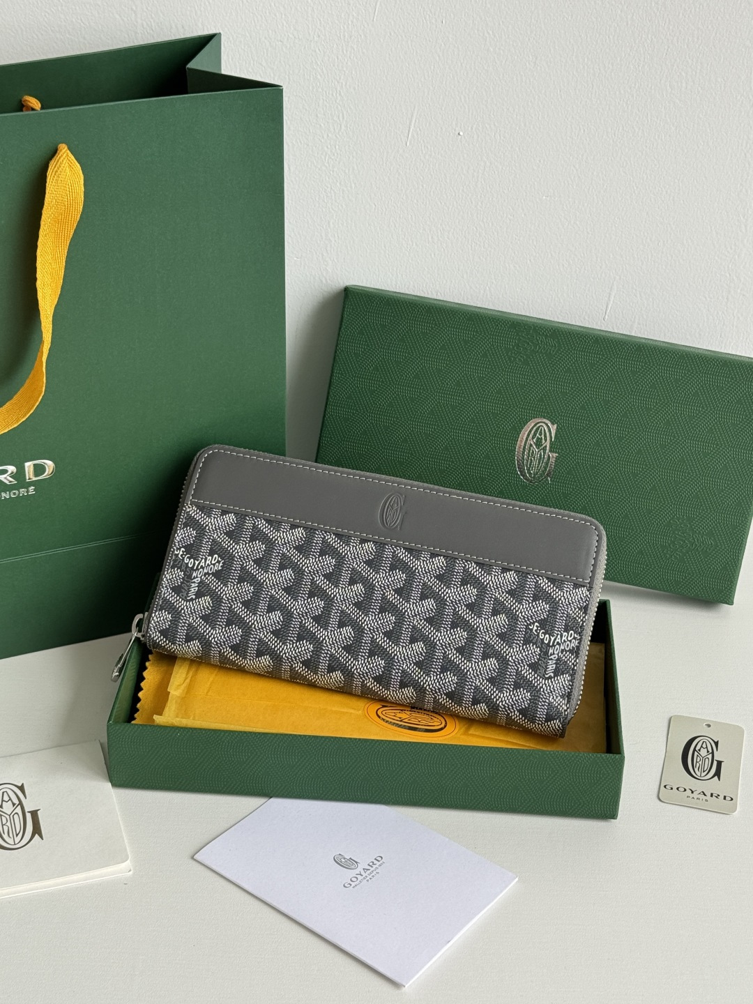 GOYARD 長款大号钱包 - 8つのカードスロットと大容量収納