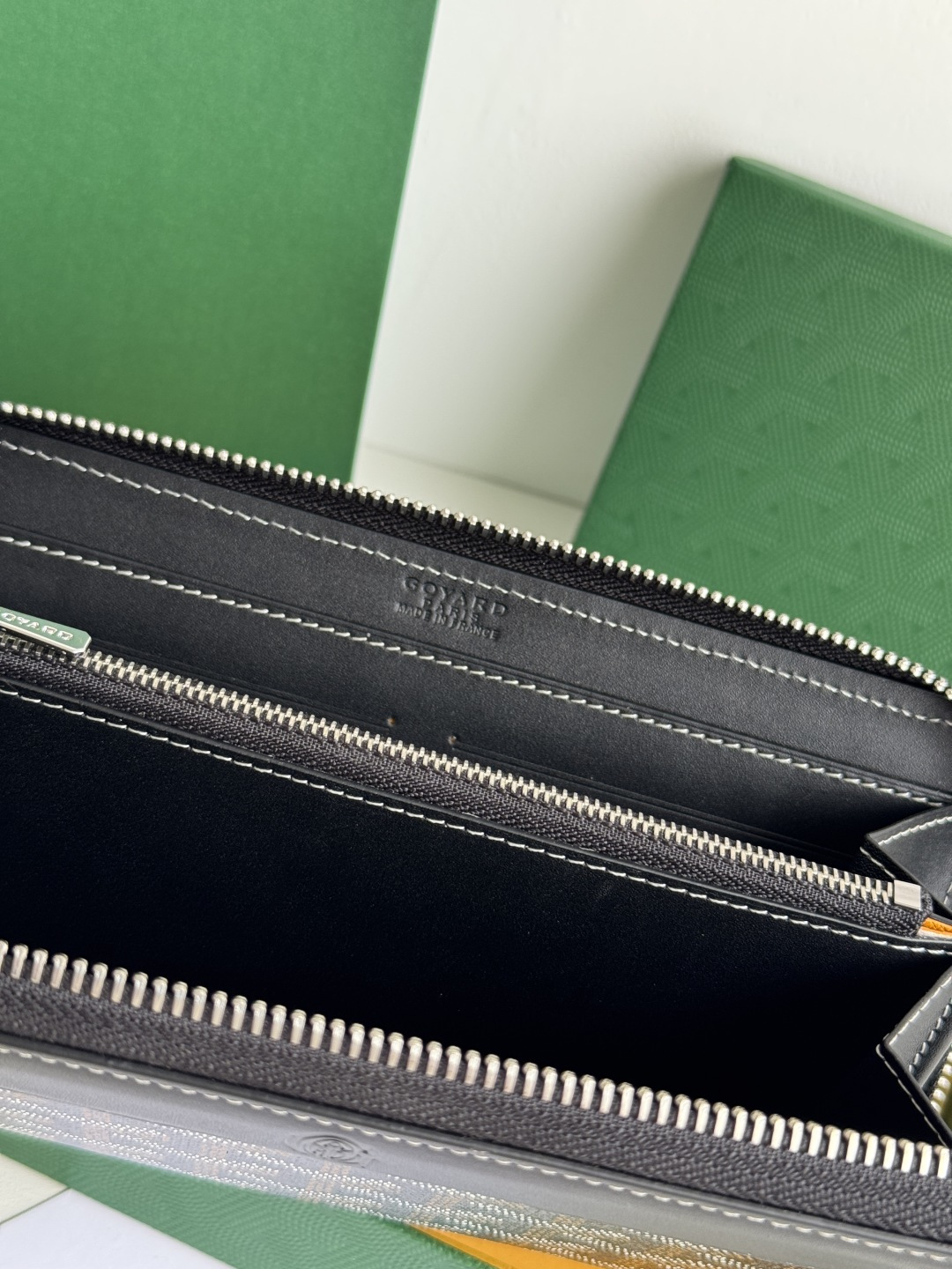 GOYARD 長款大号財布 - 8つのカードスロットと広い収納スペース