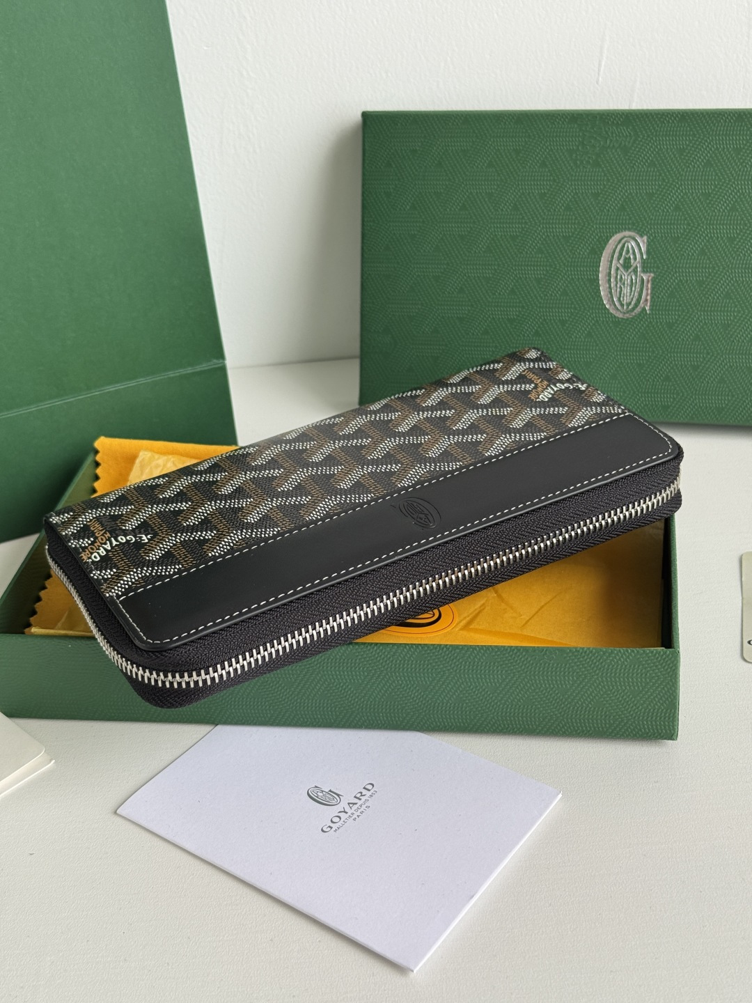 GOYARD 長款大号財布 - 8つのカードスロットと広い収納スペース