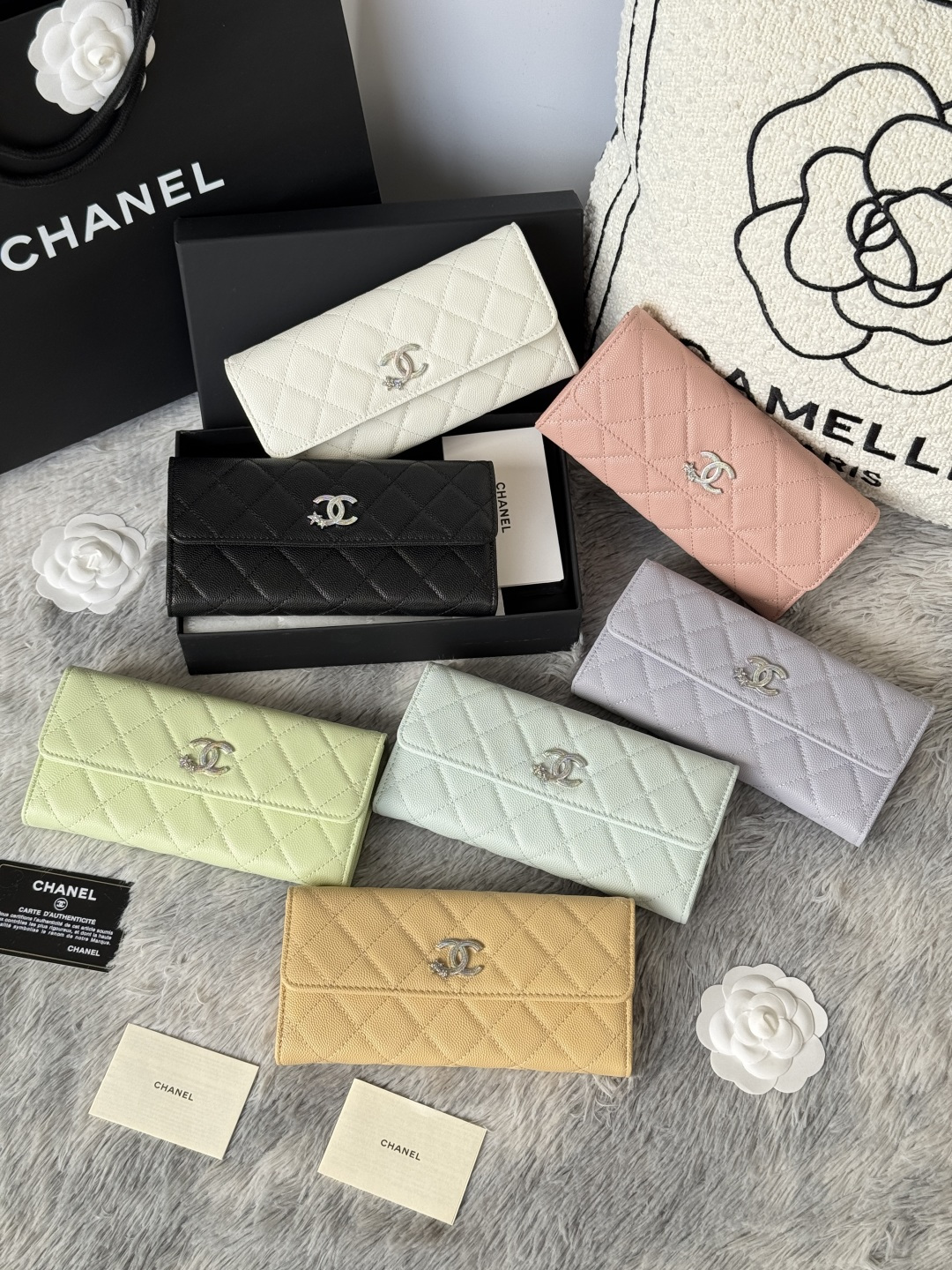 NO:584528,New products are on the shelves. Star diamond logo 3724 seven color combination picture, Chanel wallet, chanel, wallets19860909新品上架中 星钻石logo 3724七个颜色 组合图,香奈儿钱包,chanel,wallets,Bag