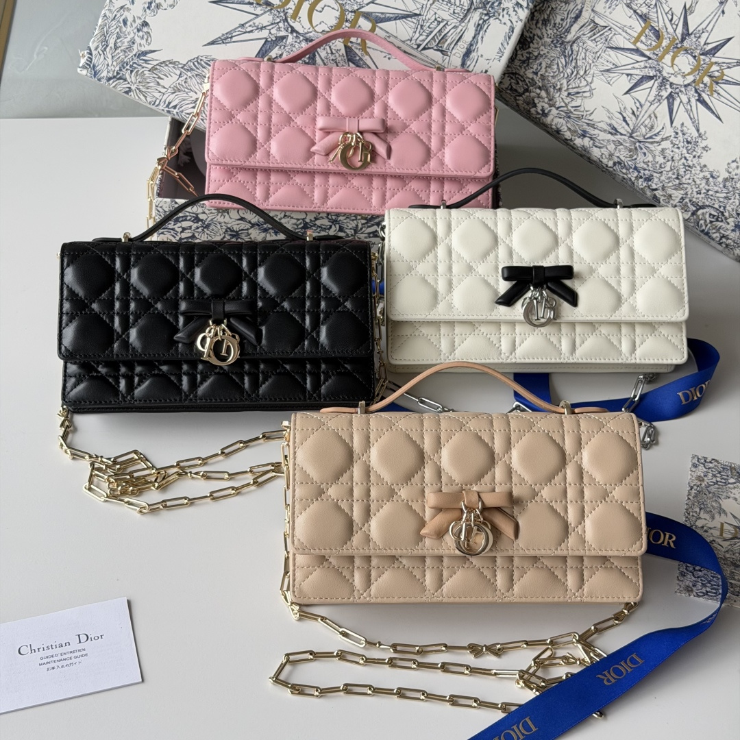 NO:853050,New arrivals: counter bow sheepskin satchel No. S0984 combination picture, Dior wallet, dior, wallets, satchels, sheepskin19860909新品上架 专柜蝴蝶结羊皮小挎包 编号S0984组合图,Dior钱包,dior,wallets,satchels,sheepskin,欧美剧
