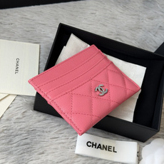 🌾 新增彩色 银扣chanel 新品 卡片包鱼子酱牛皮七个卡位 可放零钱 进口意大利鱼子酱牛皮制作+五金 🌾 新增彩色 银扣chanel 新品 卡片包鱼子酱牛皮七个卡位 可放零钱 进口意大利鱼子酱牛皮制作+五金