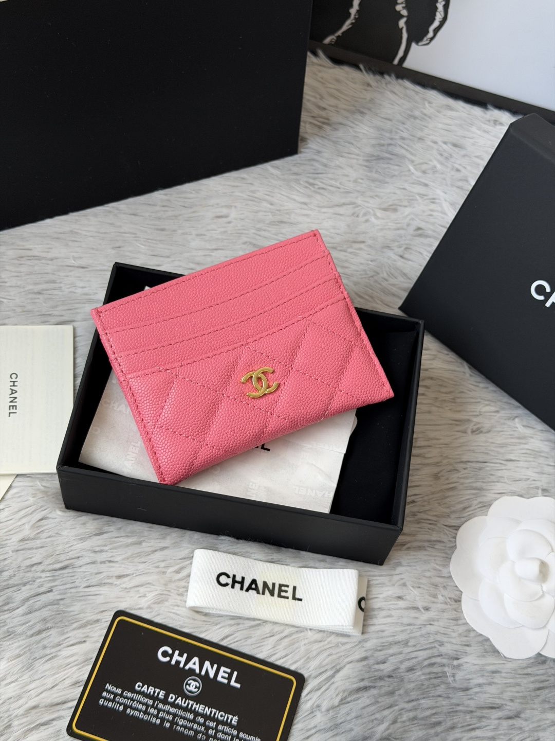 🌾 chanel 新品 卡片包鱼子酱牛皮七个卡位 可放零钱 进口意大利鱼子酱牛皮制作+五金logo 太美