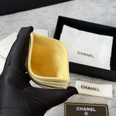 🌾 新增彩色银扣chanel 新品 卡片包鱼子酱牛皮七个卡位 可放零钱 进口意大利鱼子酱牛皮制作+五金l 🌾 新增彩色银扣chanel 新品 卡片包鱼子酱牛皮七个卡位 可放零钱 进口意大利鱼子酱牛皮制作+五金l