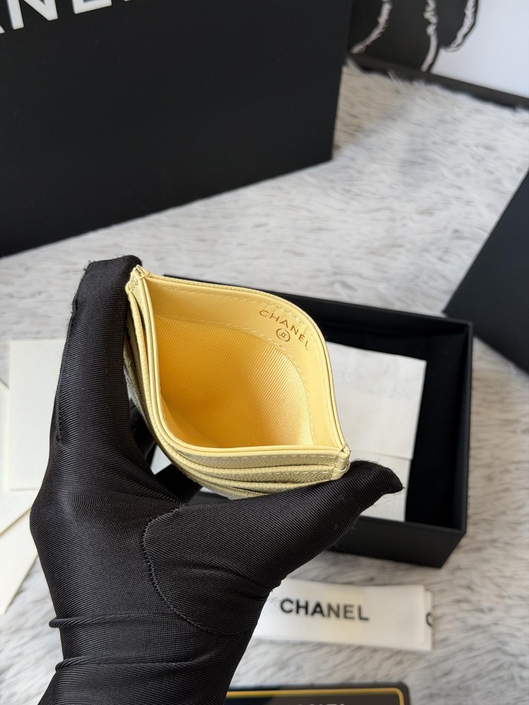 🌾 chanel 新品 卡片包鱼子酱牛皮七个卡位 可放零钱 进口意大利鱼子酱牛皮制作+五金logo 太美
