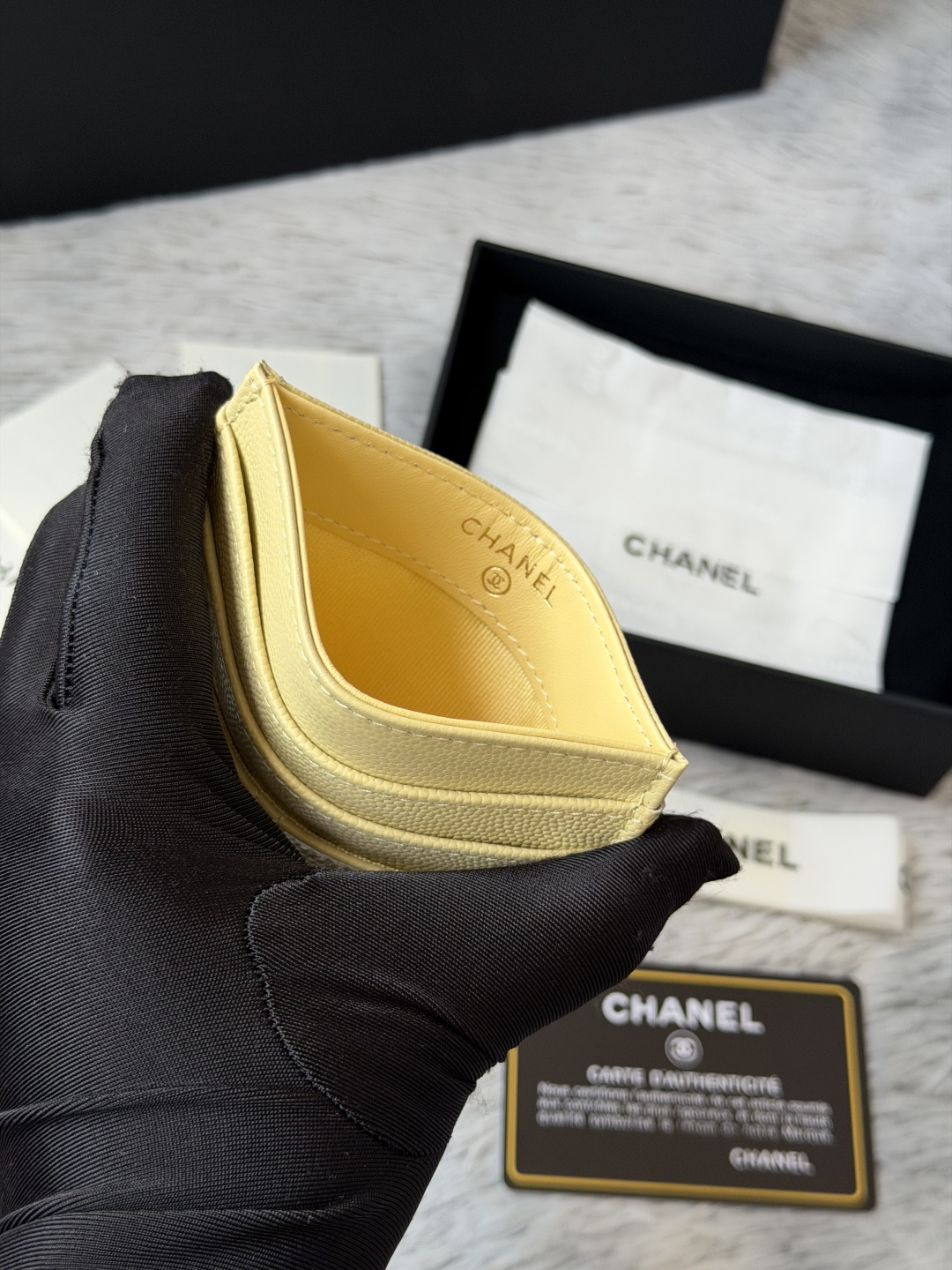 🌾 chanel 新品 卡片包鱼子酱牛皮七个卡位 可放零钱 进口意大利鱼子酱牛皮制作+五金logo 太美