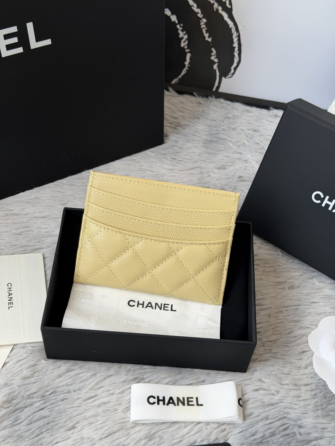 🌾 chanel 新品 卡片包鱼子酱牛皮七个卡位 可放零钱 进口意大利鱼子酱牛皮制作+五金logo 太美