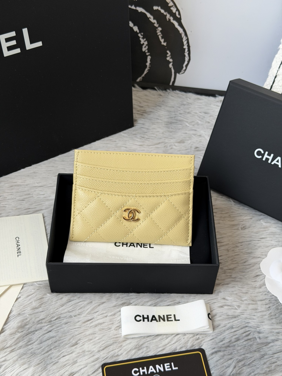🌾 chanel 新品 卡片包鱼子酱牛皮七个卡位 可放零钱 进口意大利鱼子酱牛皮制作+五金logo 太美
