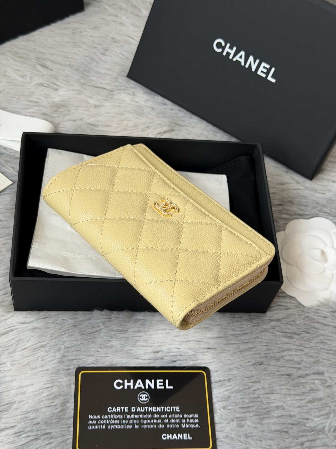 P chanel-鱼子酱牛皮可放零钱 信用卡 硬币 7字型单拉卡包 原单品质 款号:A3179,颜色 P chanel-鱼子酱牛皮可放零钱 信用卡 硬币 7字型单拉卡包 原单品质 款号:A3179,颜色