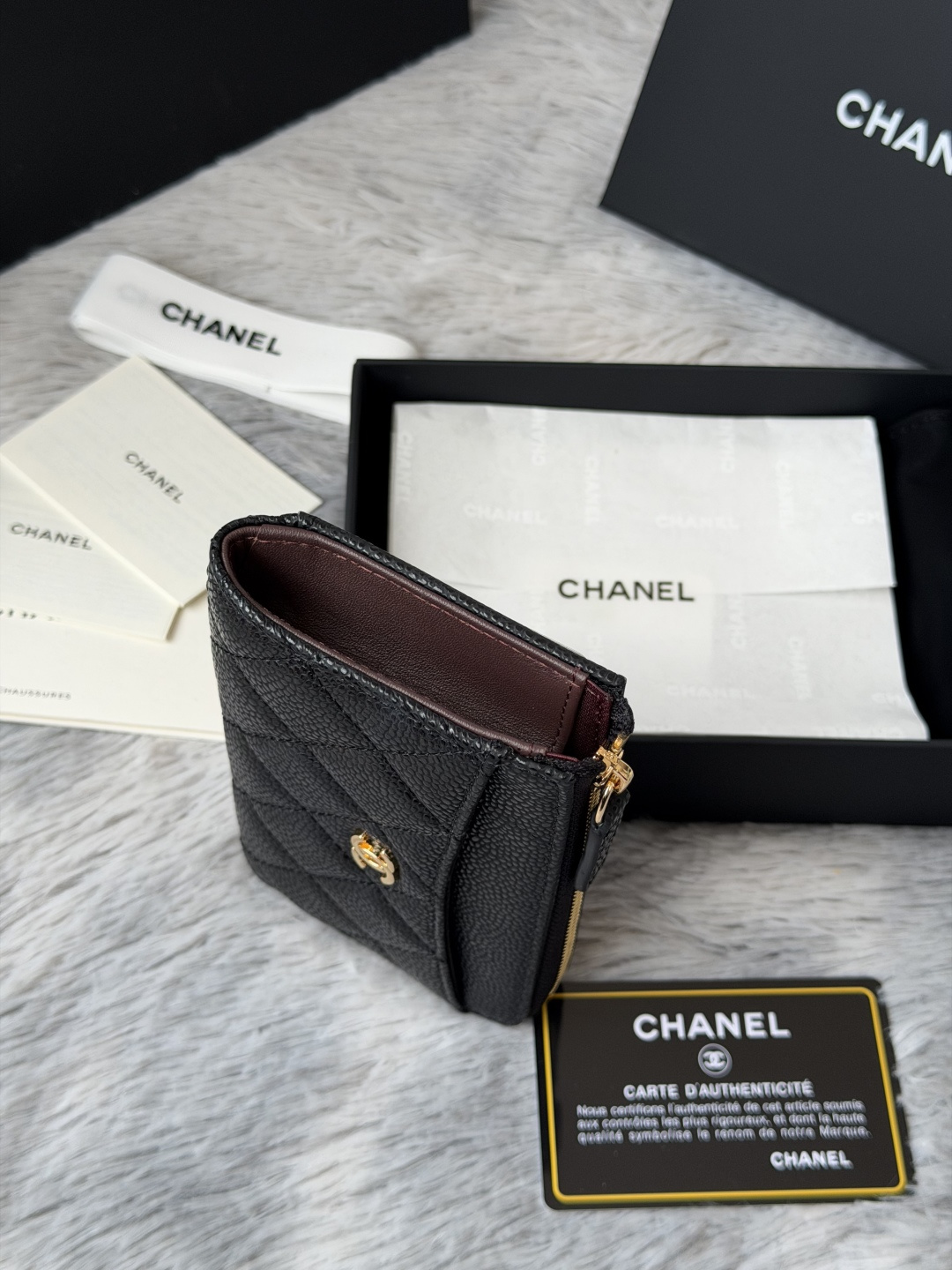 P chanel-鱼子酱牛皮可放零钱 信用卡 硬币 7字型单拉卡包 原单品质 款号:A3179,颜色 P chanel-鱼子酱牛皮可放零钱 信用卡 硬币 7字型单拉卡包 原单品质 款号:A3179,颜色