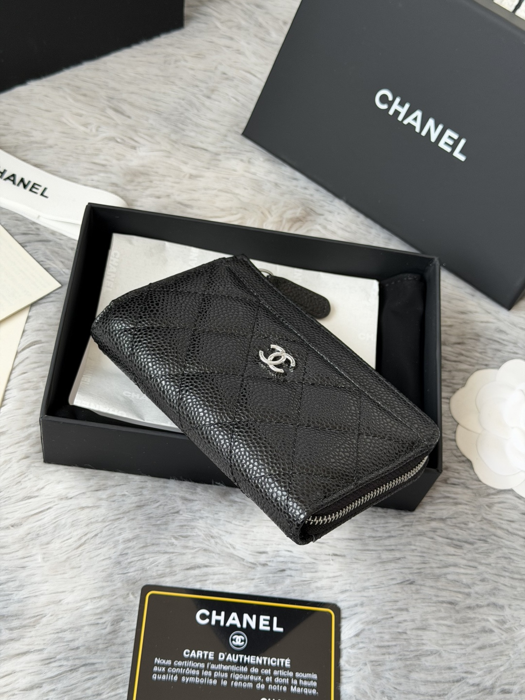 P chanel-鱼子酱牛皮可放零钱 信用卡 硬币 7字型单拉卡包   原单品质 款号：A3179，颜色