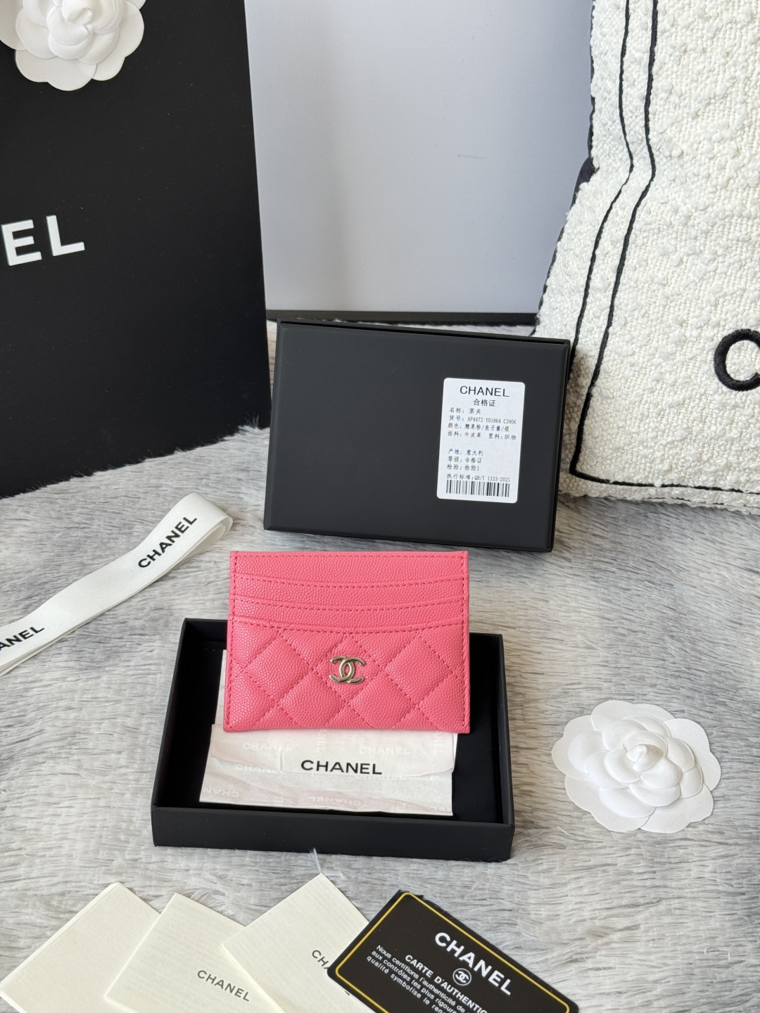 NO:920056,New color 2026 new color chanel new product card holder caviar cowhide seven card slots can hold change imported Italian caviar cowhide + hardware logo so beautiful I love it the color is as shown in the picture, easy and quick storage, mini card holder No. A Size: w11×h10cm, chanel wallet, chanel, wallets, cowhide19860909新增彩色 2026新色 chanel 新品 卡片包鱼子酱牛皮 七个卡位 可放零钱 进口意大利鱼子酱牛皮制作+五金logo 太美了 超爱的 颜色如图所示明,收纳方便快捷,迷你卡包 编号A 尺寸:w11×h10cm,chanel钱包,chanel,wallets,cowhide,欧美剧