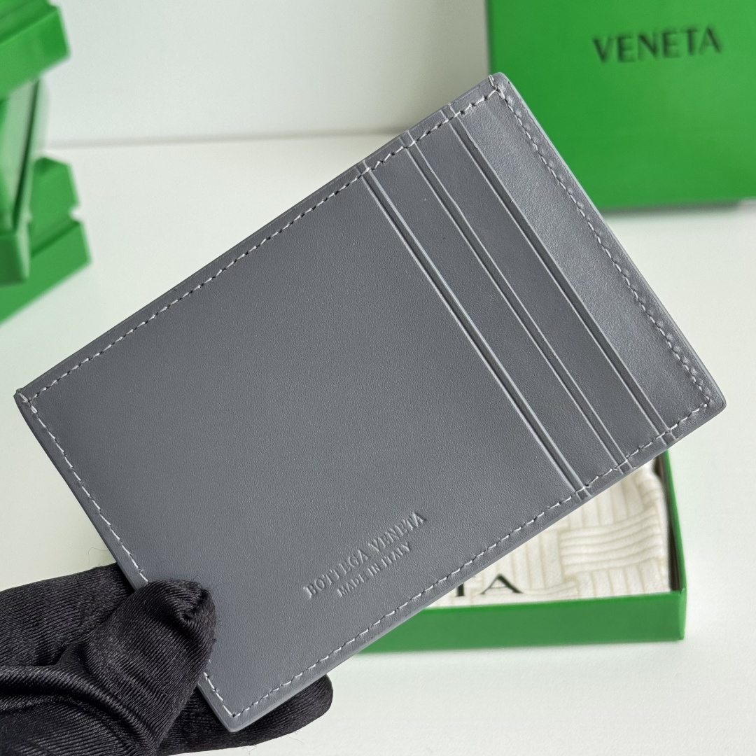 💰Latest new model, large grid woven ultra-thin card holder
Easy to carry and compact, designed with first-layer cowhide leather photo 1