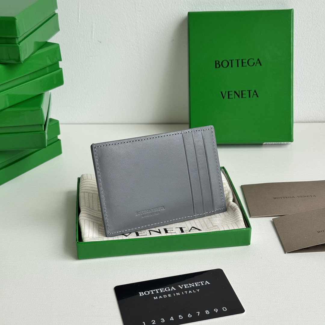 💰Latest new model, large grid woven ultra-thin card holder
Easy to carry and compact, designed with first-layer cowhide leather photo 4