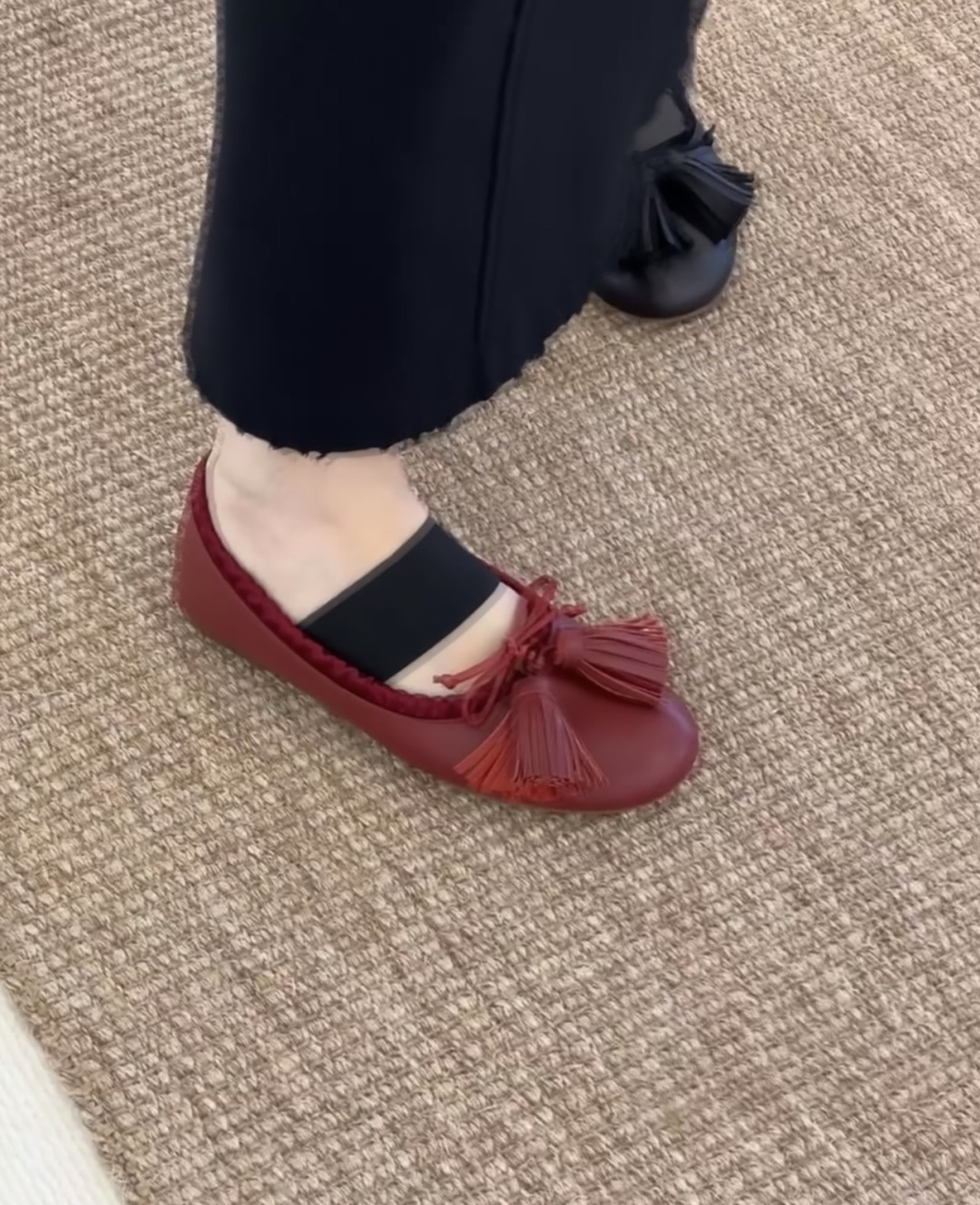 NO:888947,Upper foot display, ballet shoes19860909上脚展示,芭蕾舞鞋,Women's Shoes