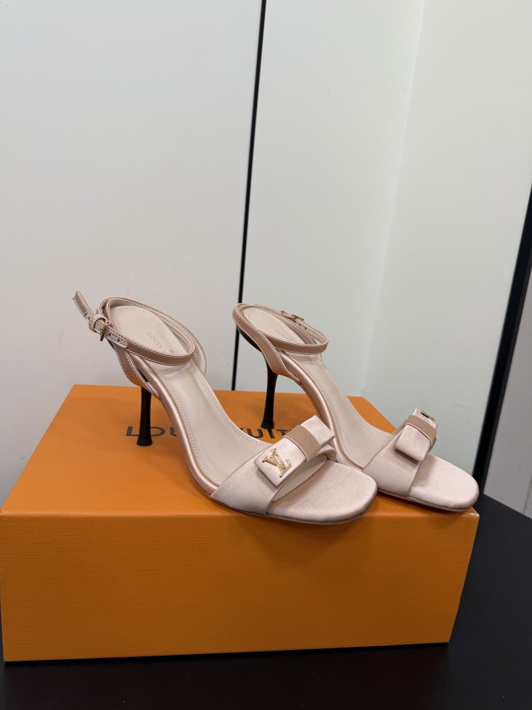 Louis Vuitton Sandals
