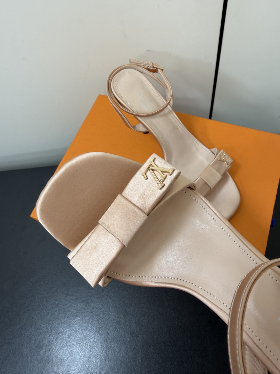 Louis Vuitton Sandals