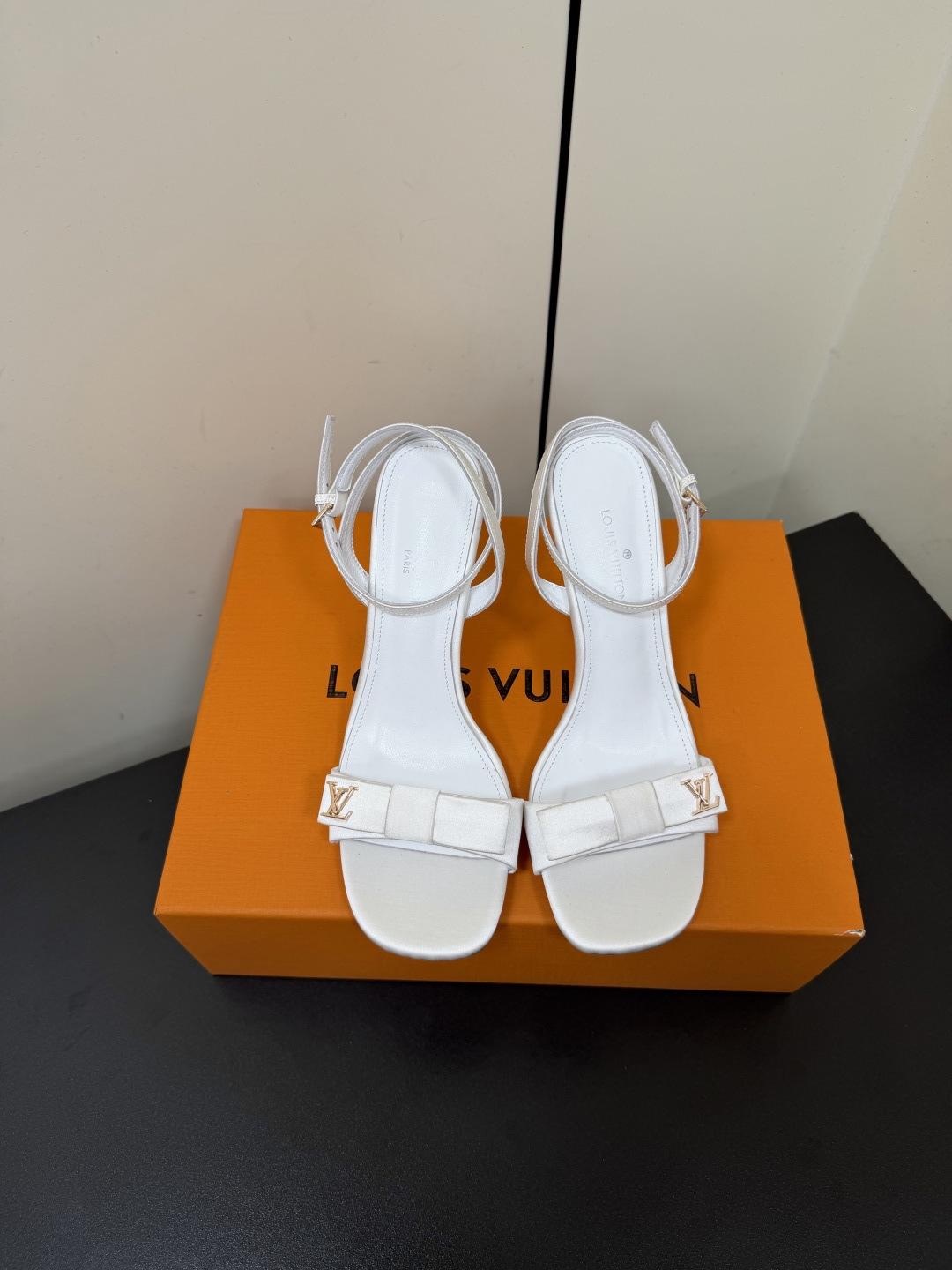 Louis Vuitton Sandals