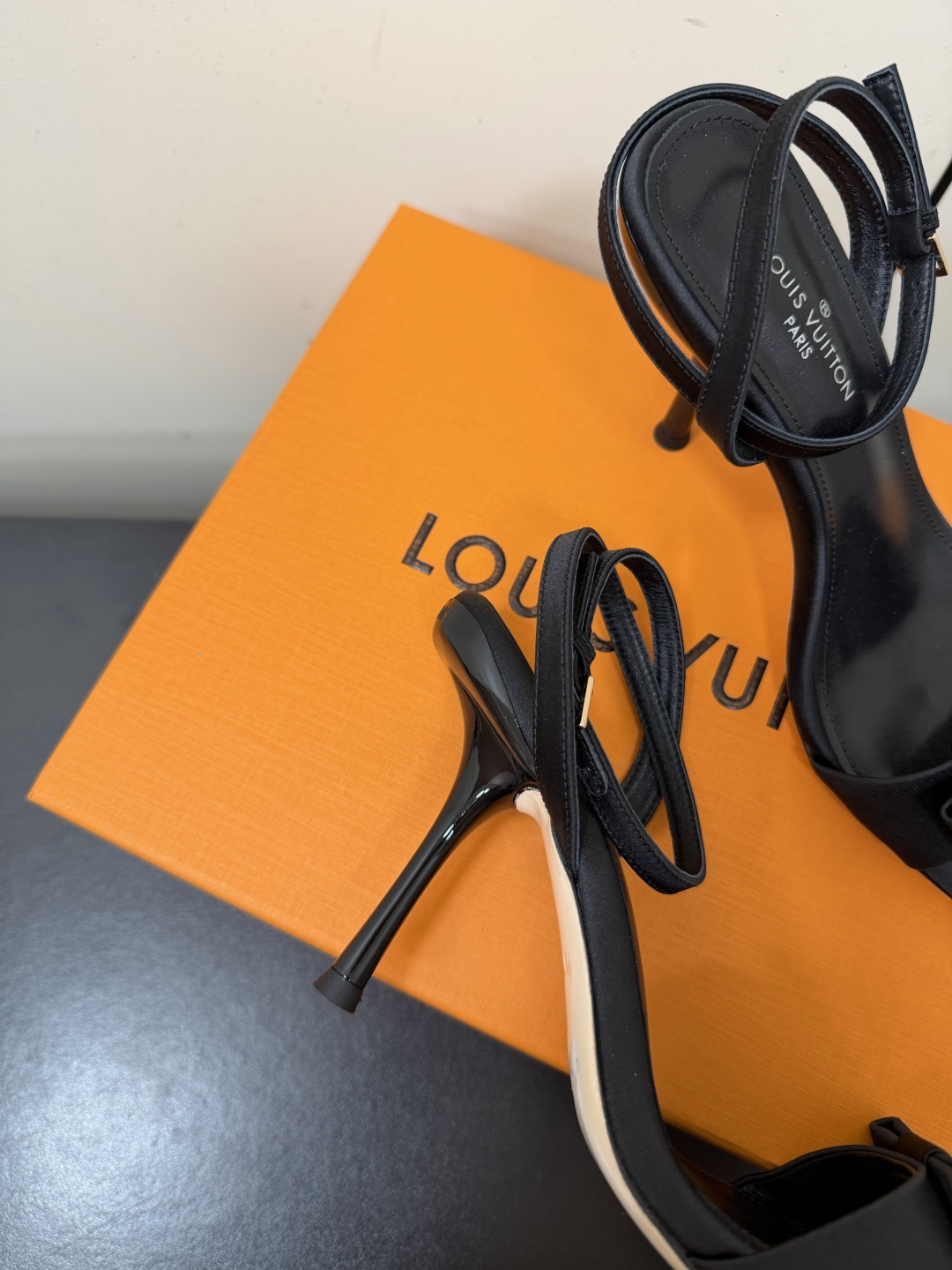 Louis Vuitton Sandals