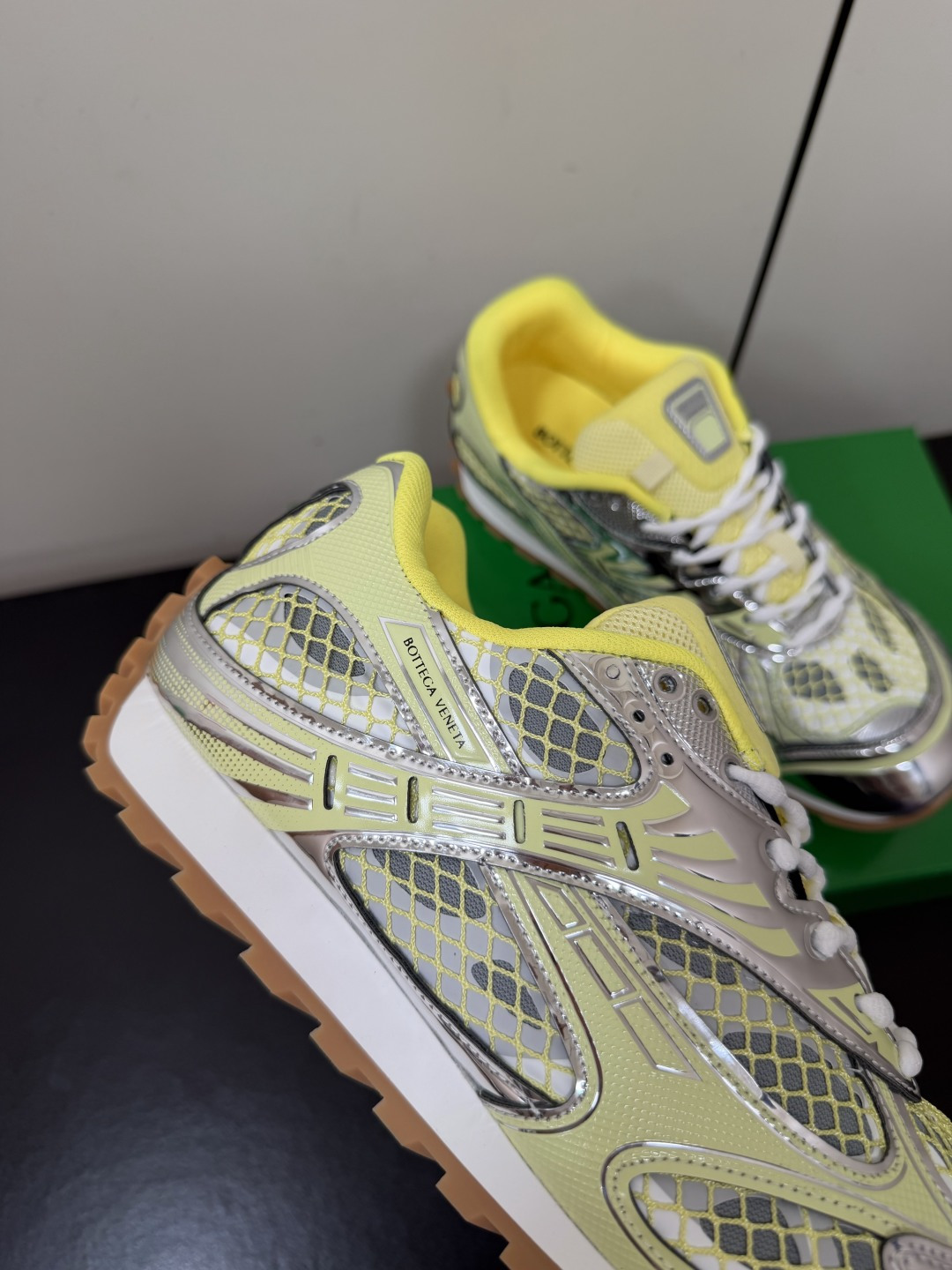 Bottega Veneta Sneakers