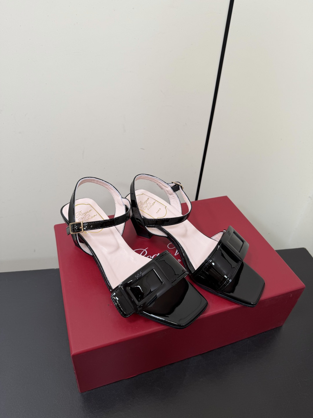RV women's shoes Roger Vivier Rv — photo 2