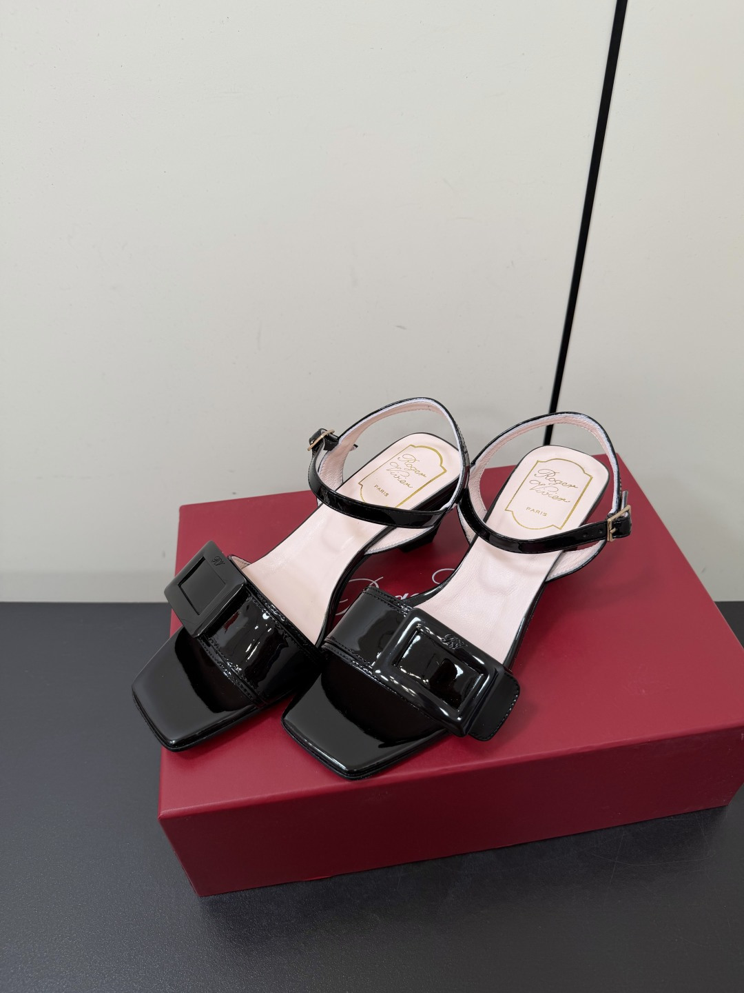 RV women's shoes Roger Vivier Rv — photo 3