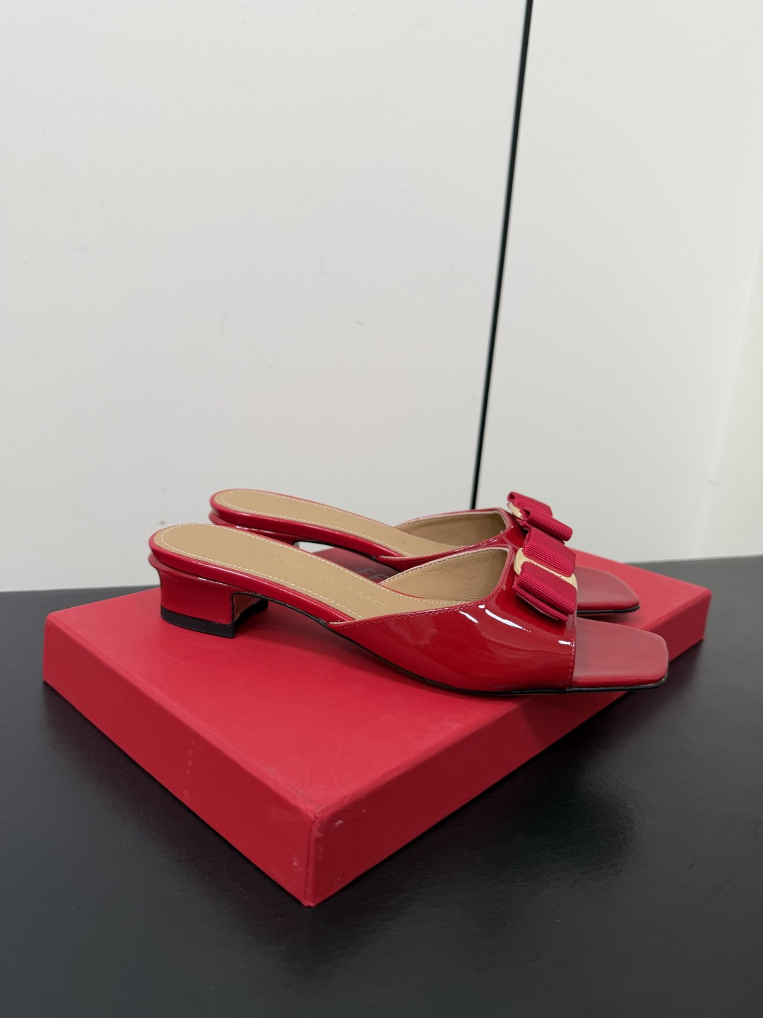 Ferragamo Slides