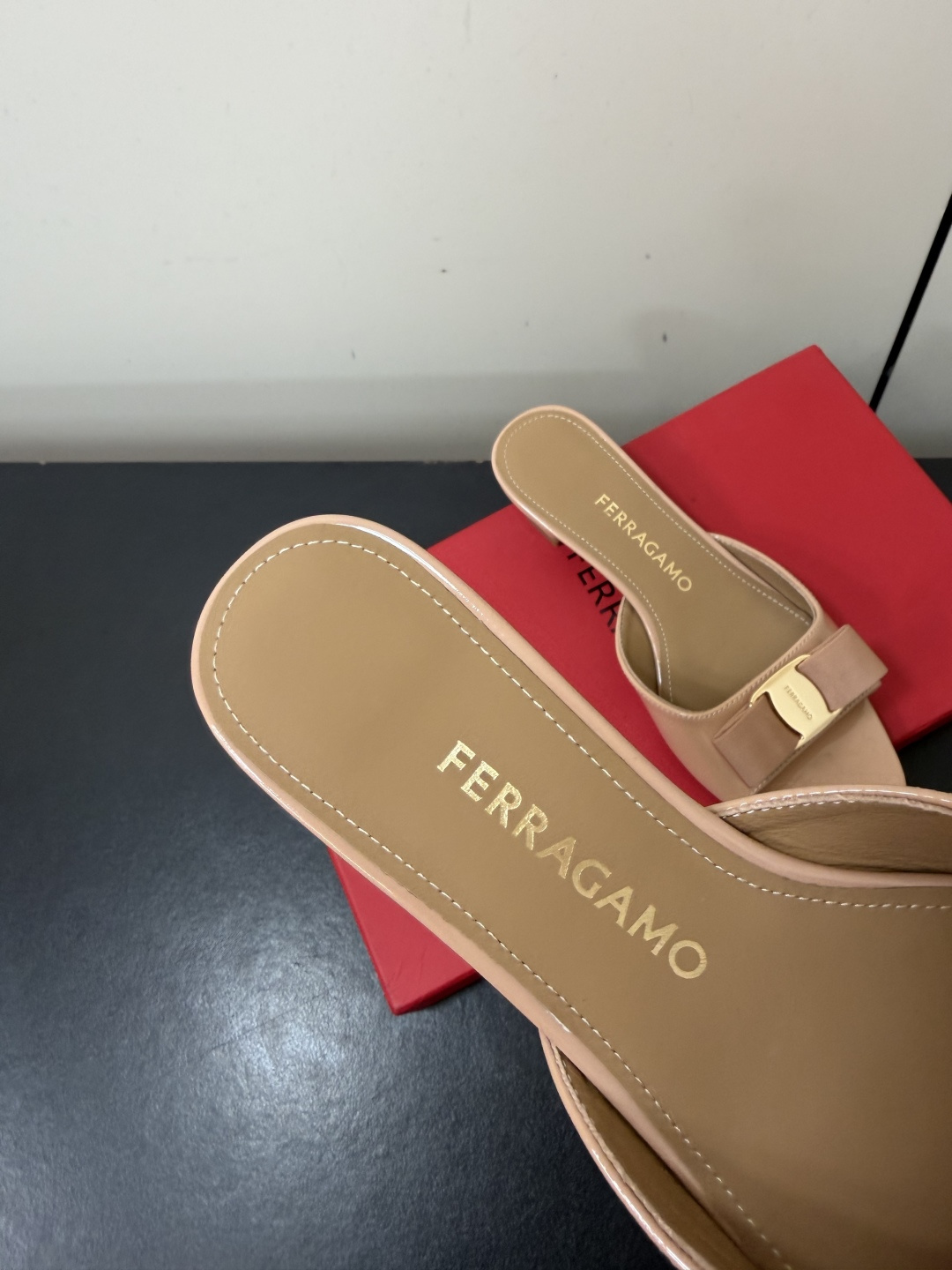 Ferragamo Slides