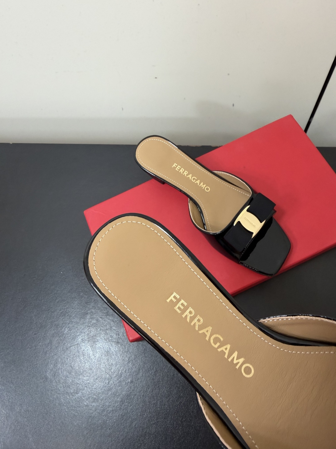 Ferragamo Slides