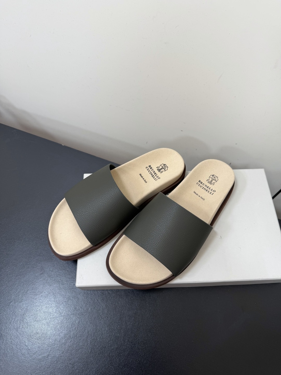 Designer Slides