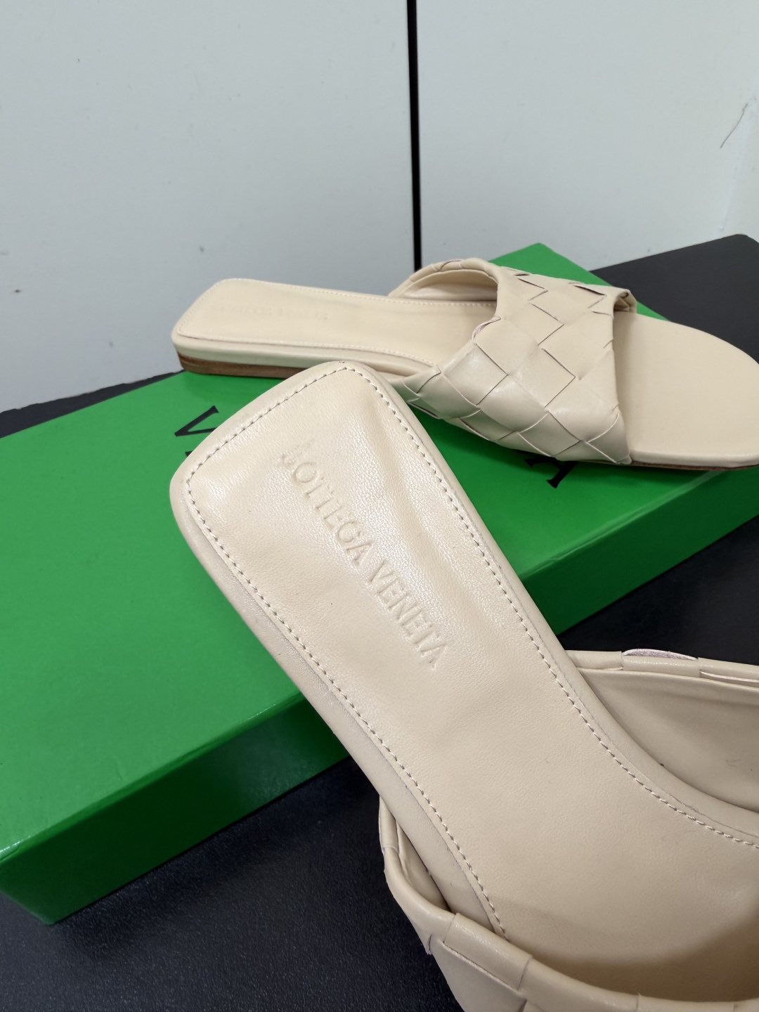 BOTTEGA VENETA Beige Livia Woven Mules