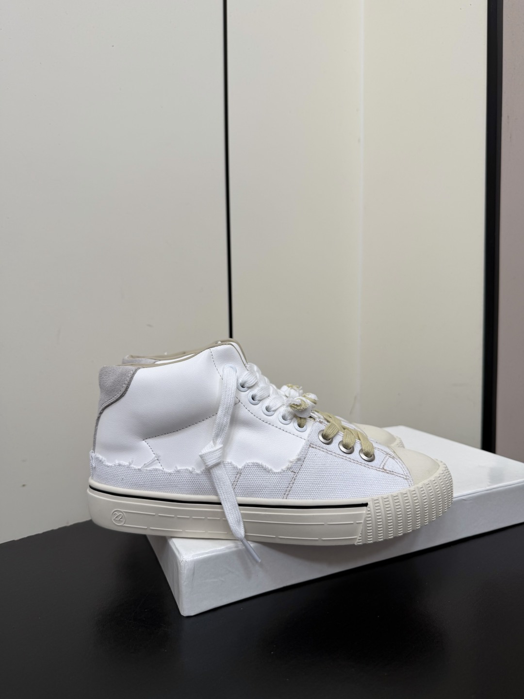 Designer Sneakers