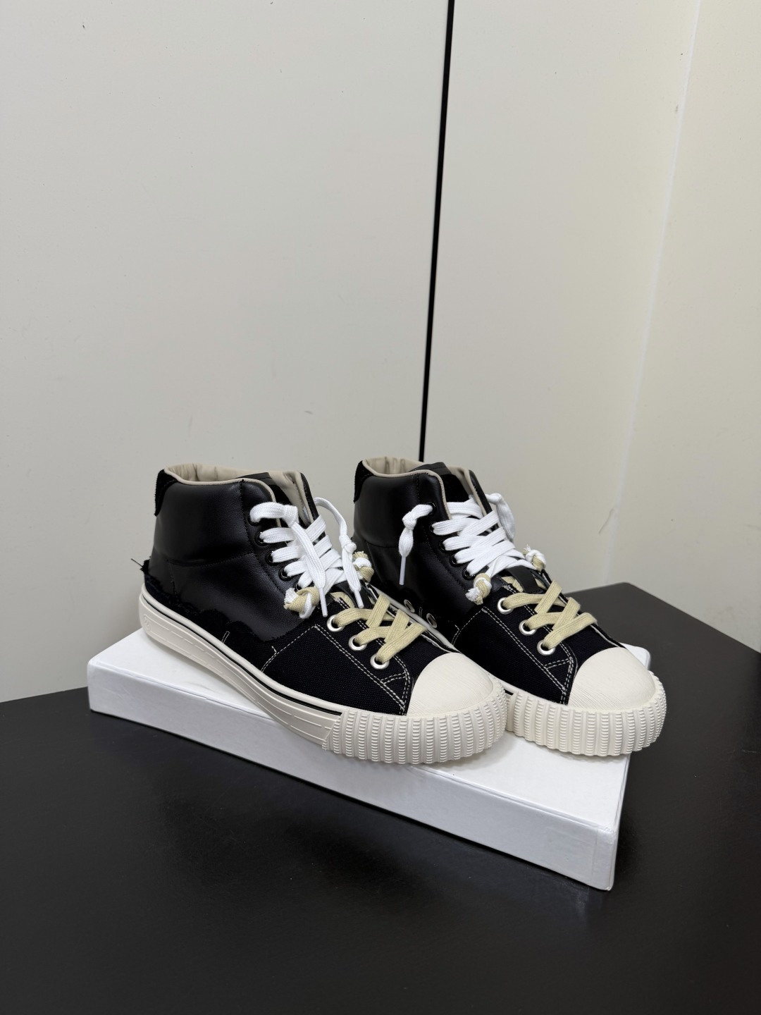 Designer Sneakers