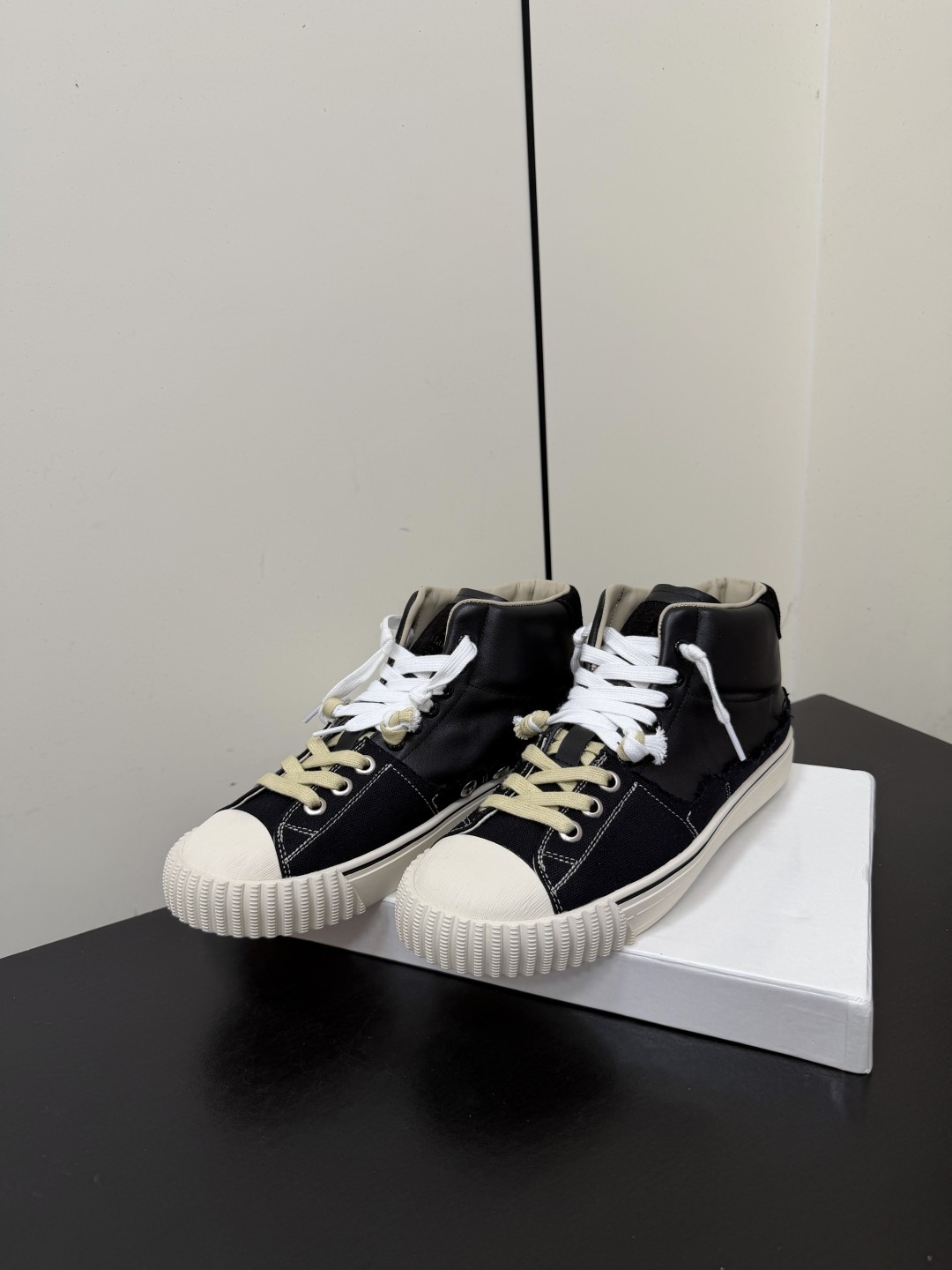 Designer Sneakers