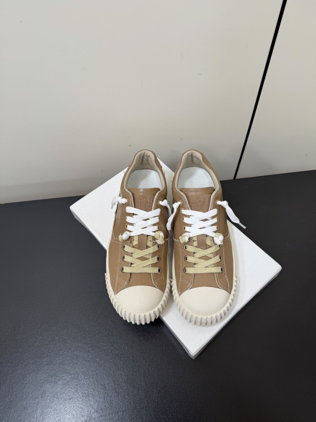 Designer Sneakers