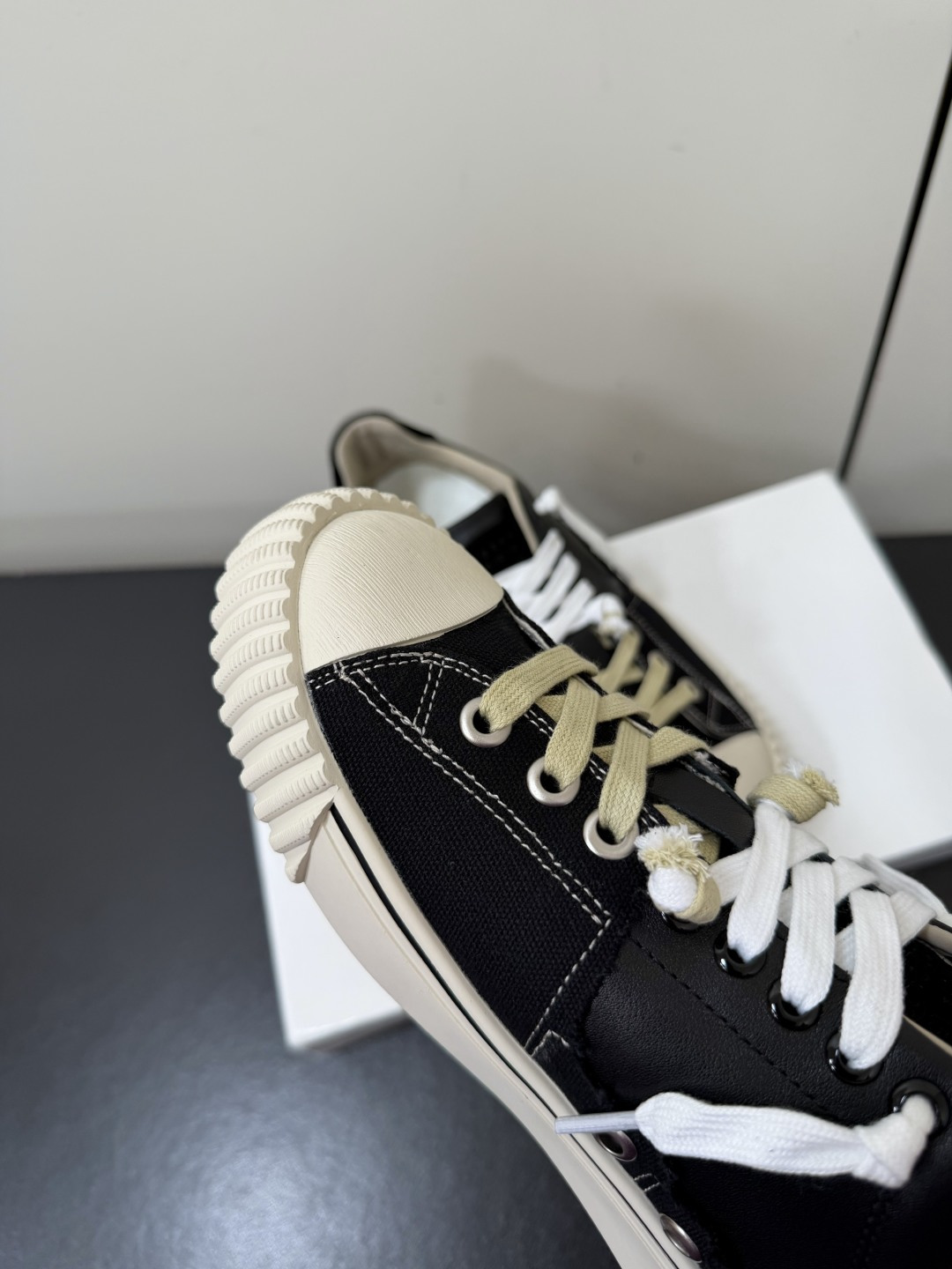 Designer Sneakers