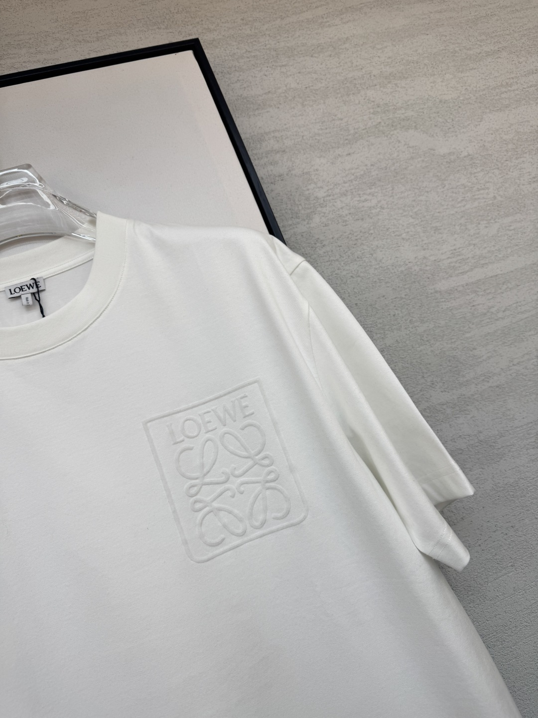 Loewe men Новинка 2026 года, новый логотип T — photo 4