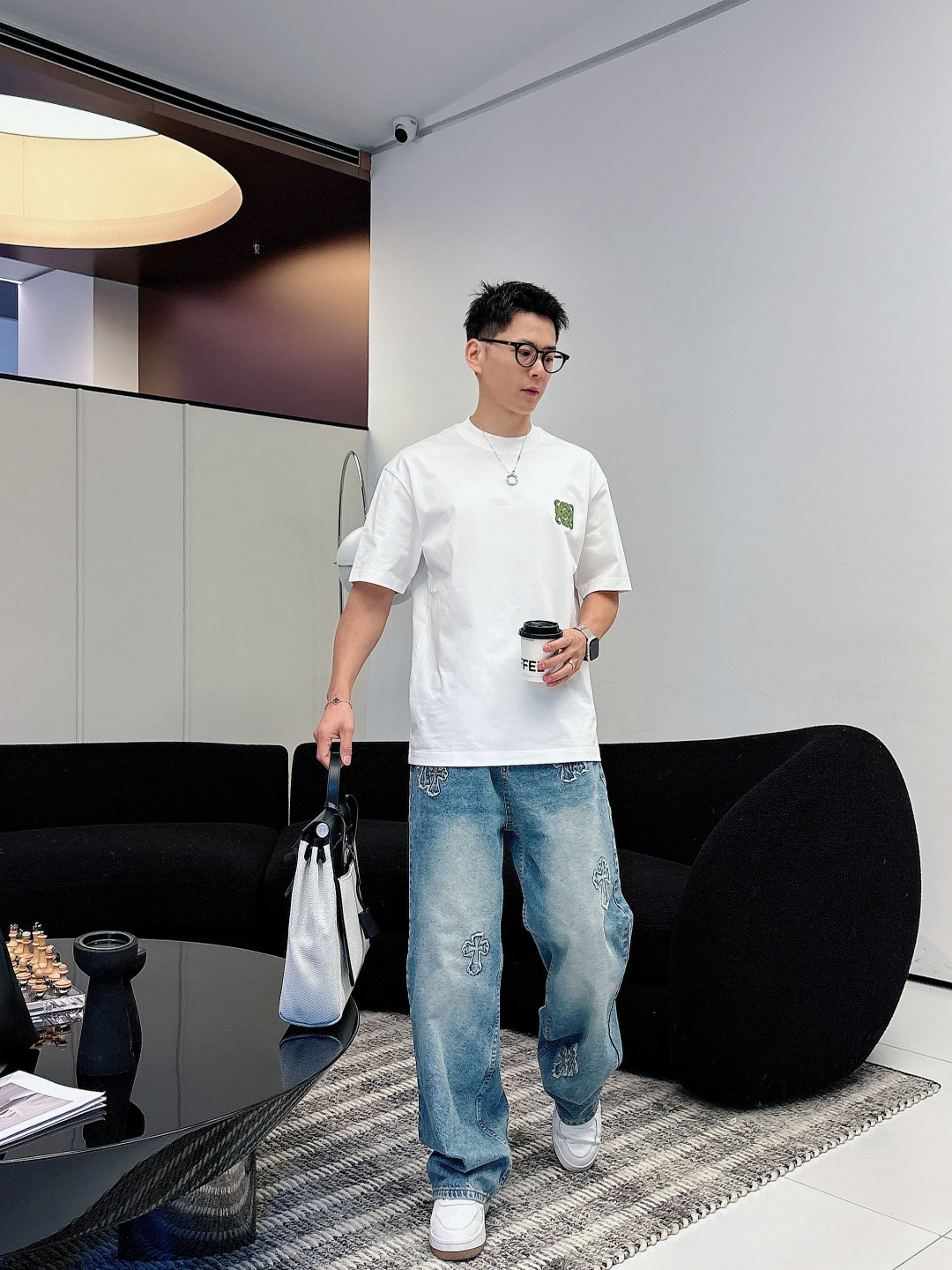 Loewe menn 2026 Ny T logo — photo 12