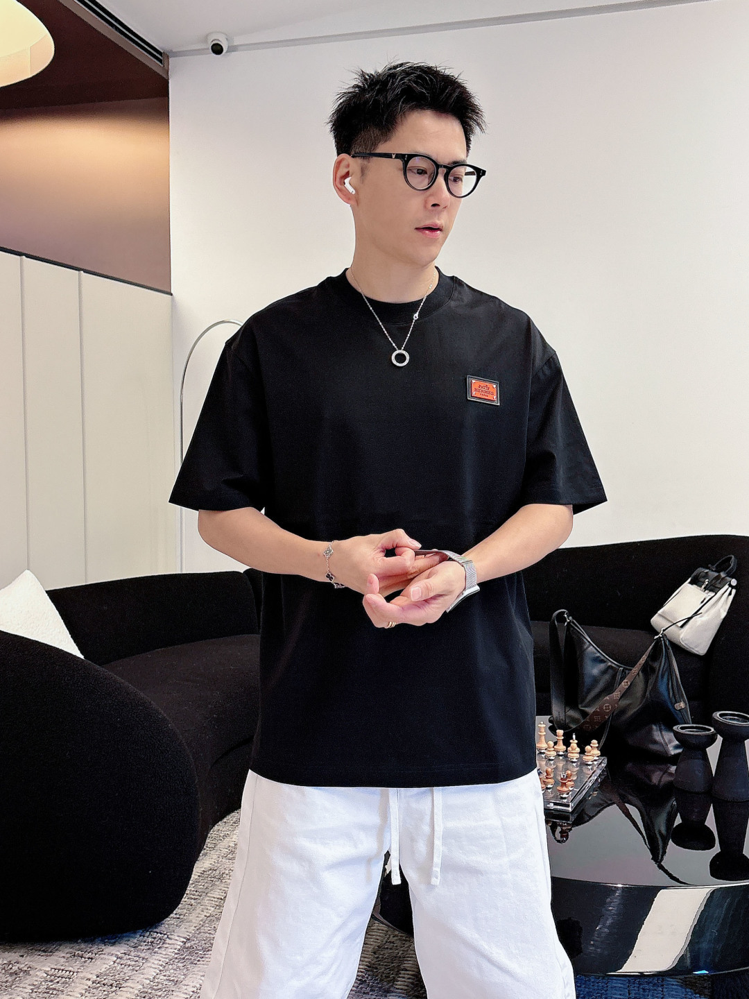 爱马仕#Hermes 2026春夏新款首发专柜最新款短袖圆领T恤 高端订制 设计前卫时尚！品牌logo重